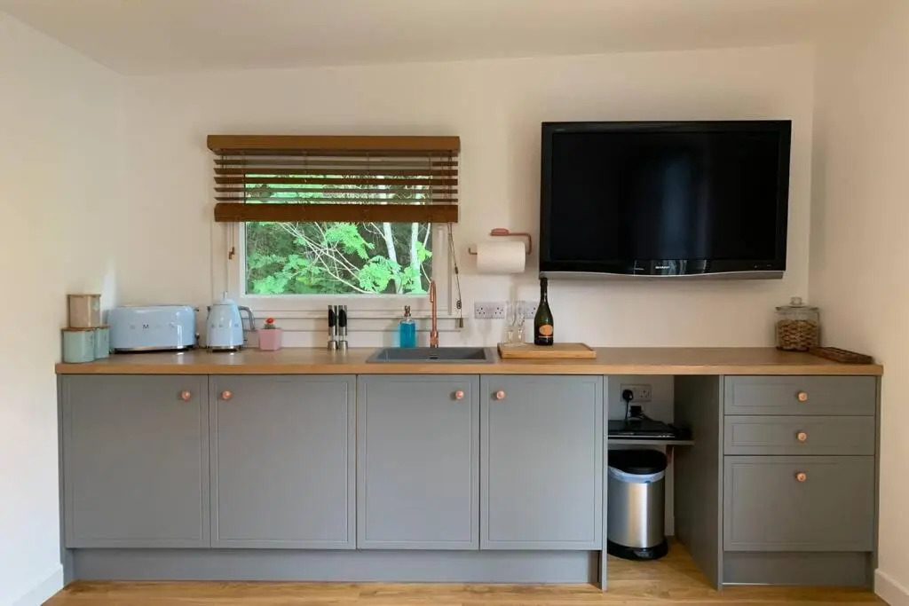 Highland HotTub Retreat, on NC500