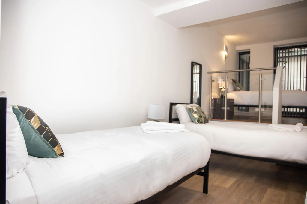 Lord Street Apartments By Happy Days