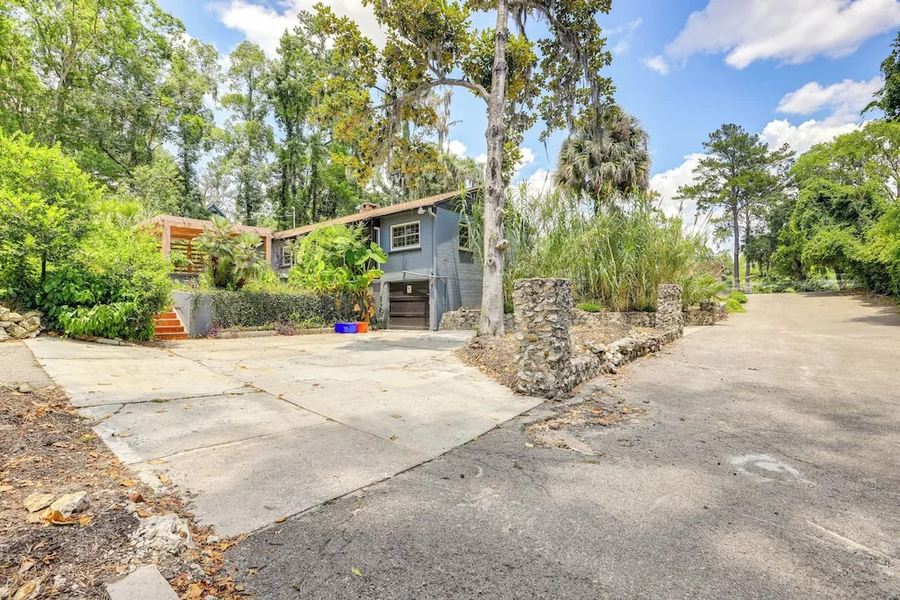 Cozy Gainesville Home ~ 1 Mi to University!