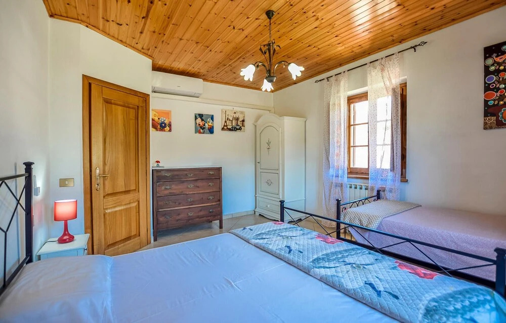 Awesome Home In Camaiore With Wifi