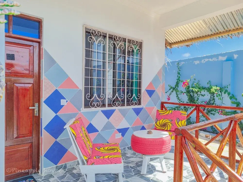 Pineapple House