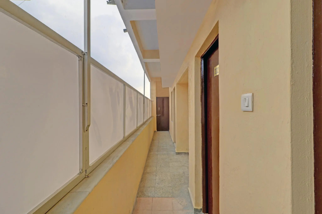 OYO Flagship 81177 Jai Mangalam Service Apartment