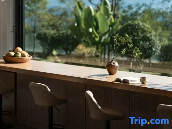 Wind Whispering Retreat • Mind-Body Rejuvenation •  Forest Villa  Hotel