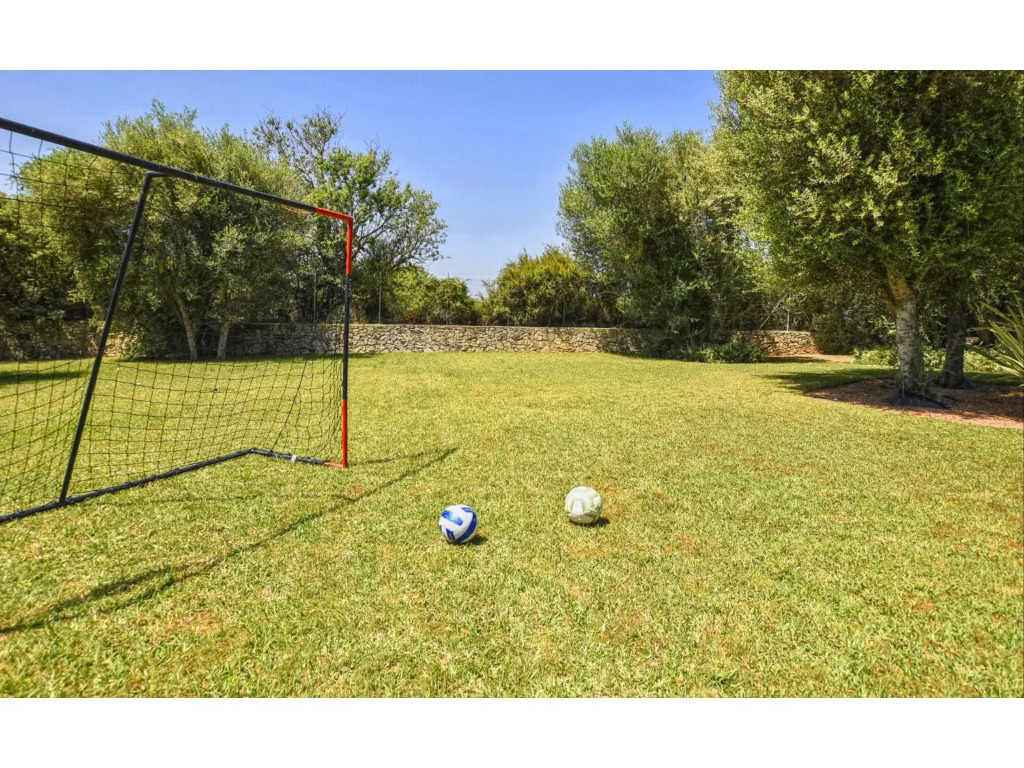 Luxurious country house with pool near the town of Alcudia