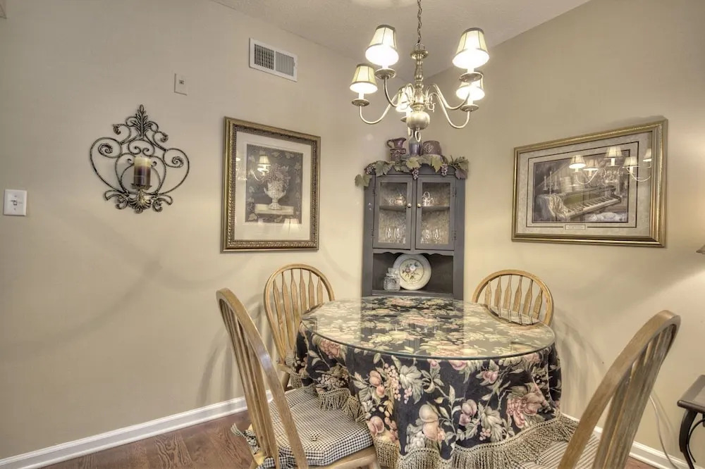 Colonial Crest 107 - Great Location! - You Can Walk To Town! 1 Bedroom Condo by RedAwning