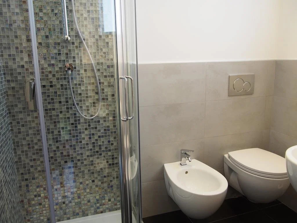 Endros Rooms