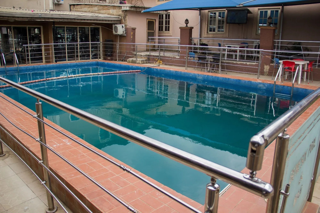De Genesix Hotel