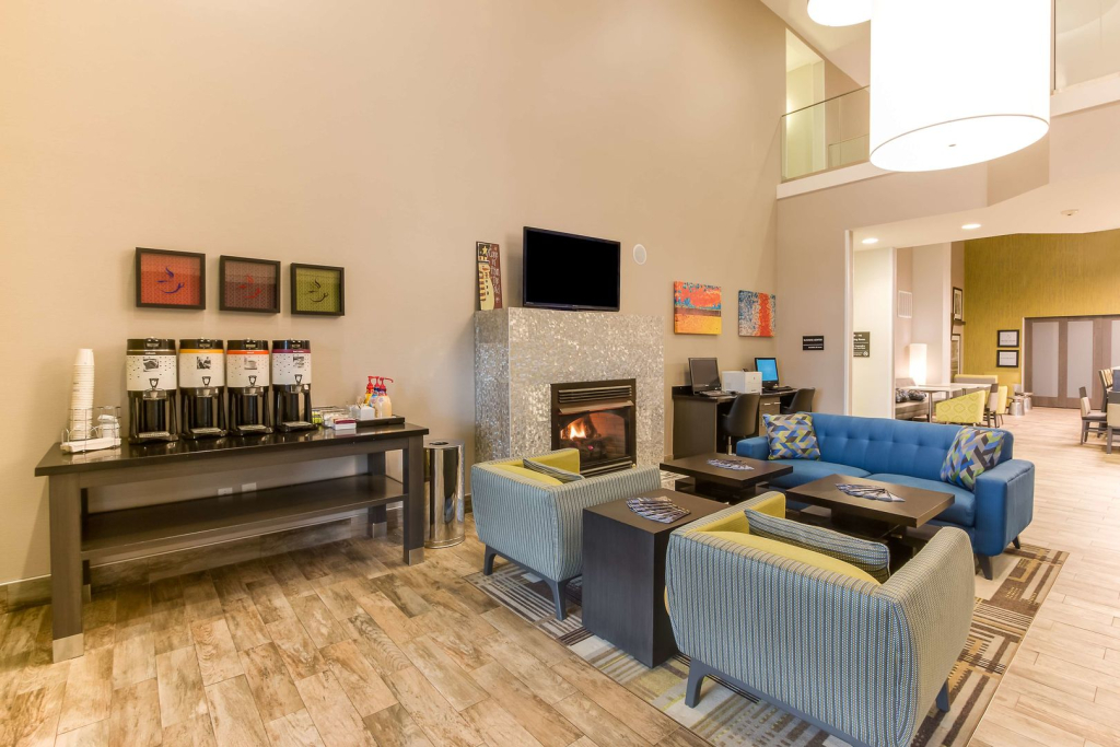 Hampton Inn White House