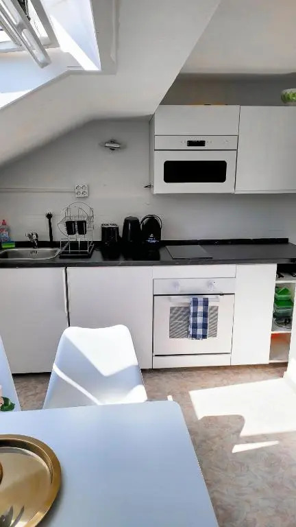 DG Links -Wunderschöne 40m² große City Wohnung nähe Salzburg