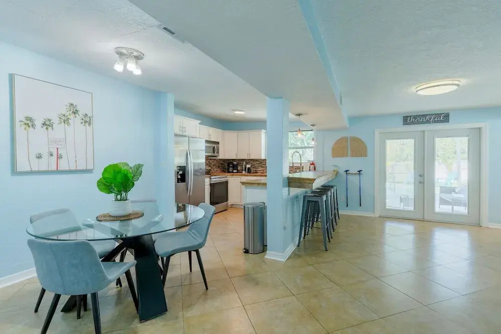 Tropical Paradise in Largo