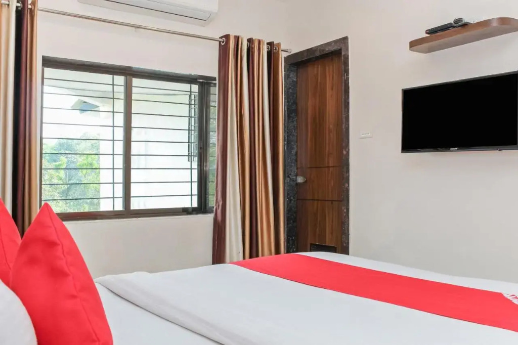 Strand Resort