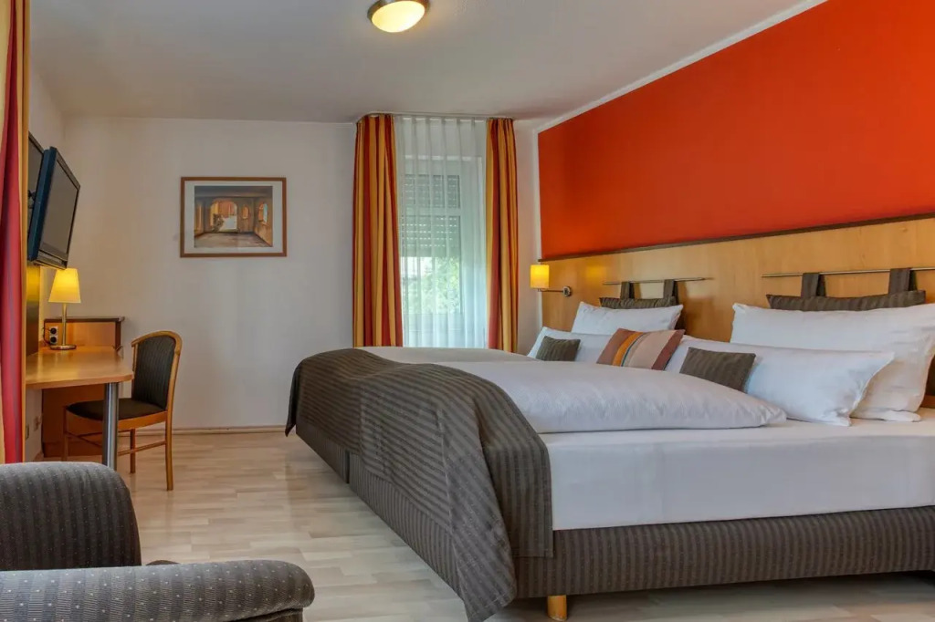 UNO Hotel Stuttgart Großbettlingen