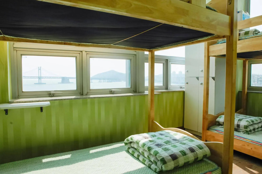 Jini Guest House - Hostel