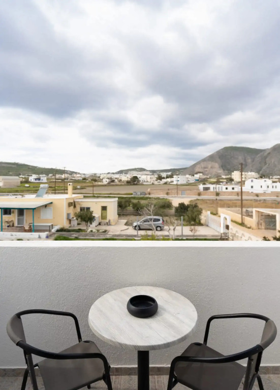 White Lily Suites & Lofts