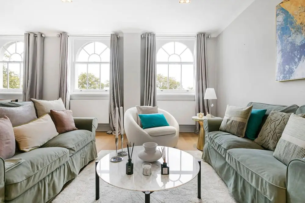 Knightsbridge Home Views Over Hyde Park