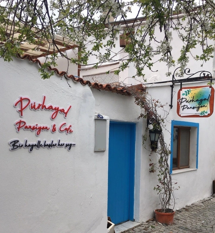 Purhayal Pansiyon