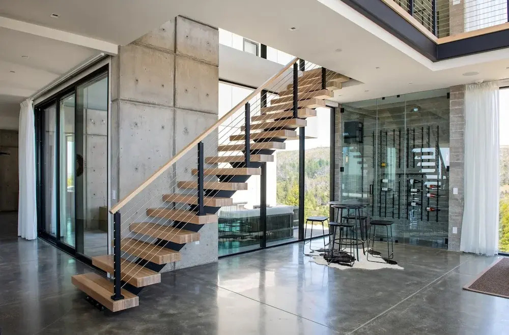 Belleza by Avantstay Hilltop Mansion w/ Pool, Panoramic Views & Ultra Modern Interior