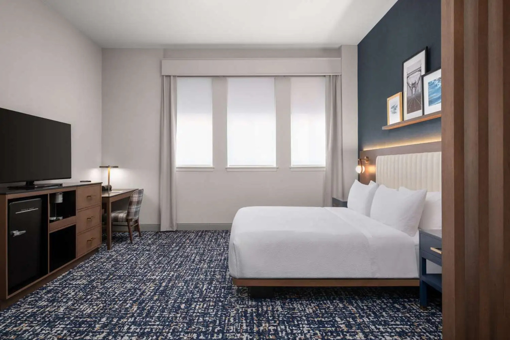 The Well House Hamilton, Tapestry Collection By Hilton