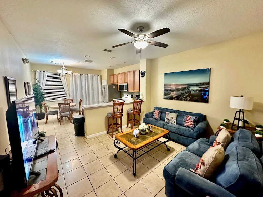 Luxury Compass 3BR Townhouse Near Disney Parks 2