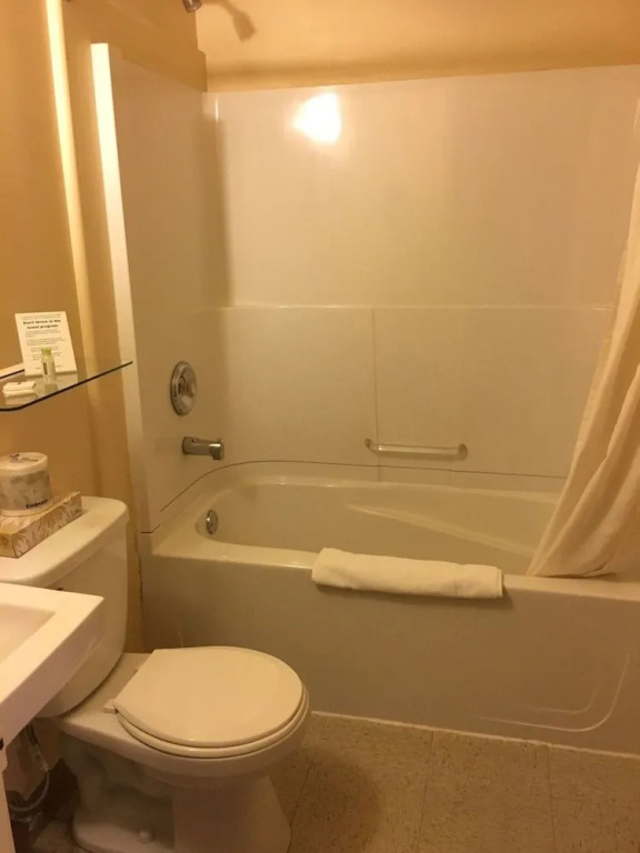 Haida Way Motor Inn