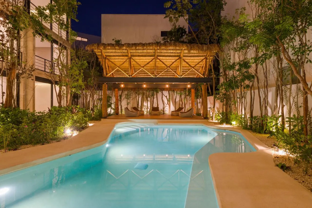 Elegant Apartment | Eco-Pool & Solarium | Speedy Wifi | Social Terrace | Concierge