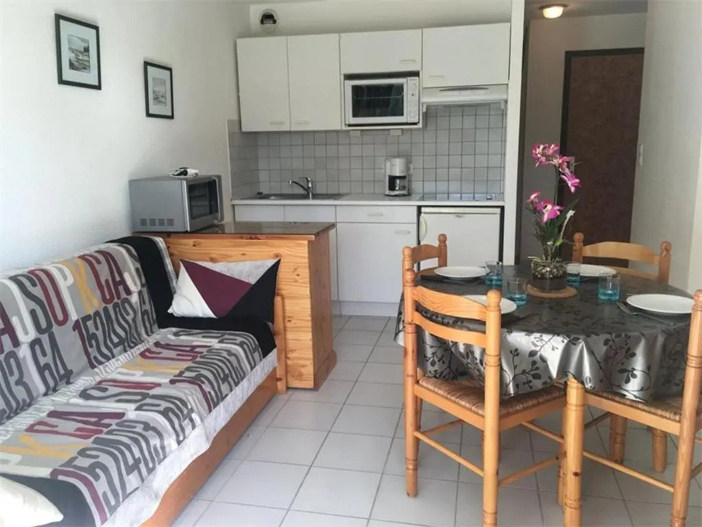 Appartement Carnac, 2 pièces, 4 personnes - FR-1-377-33