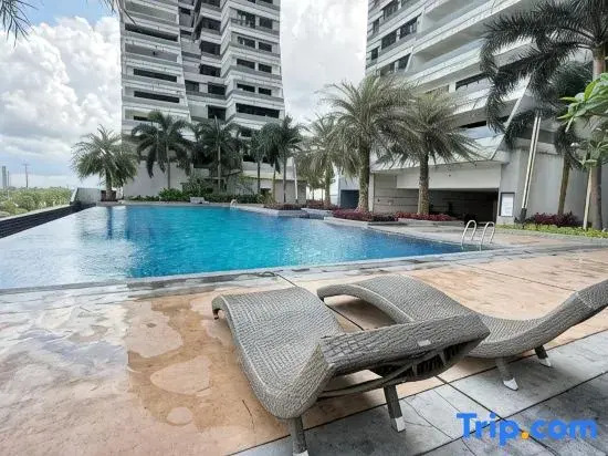 Legoland-JB Medini Luxury Play & Stay 5Pax