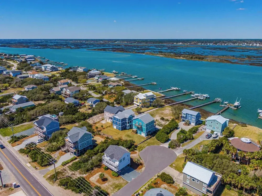 The Channel Marker by Topsail Realty