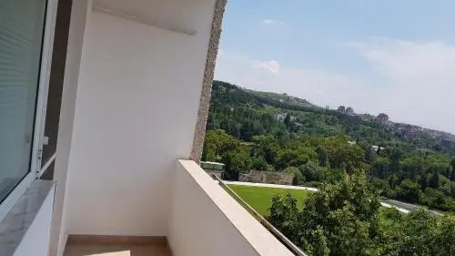 D i V 2