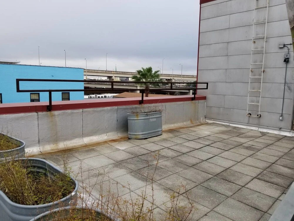 Spacious 3br/2ba Industrial Apt in Nola by Domio