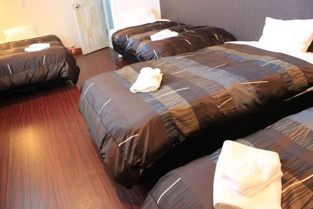 petit-hotel #MELON Furano