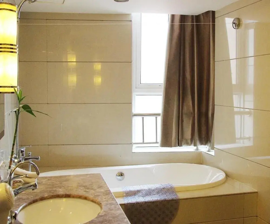 Zhongmou Hotel