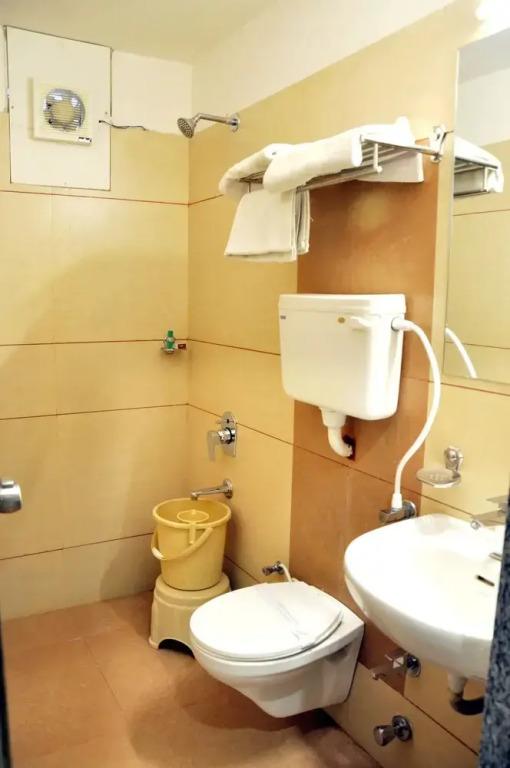 OYO 1315 Hotel Jyoti