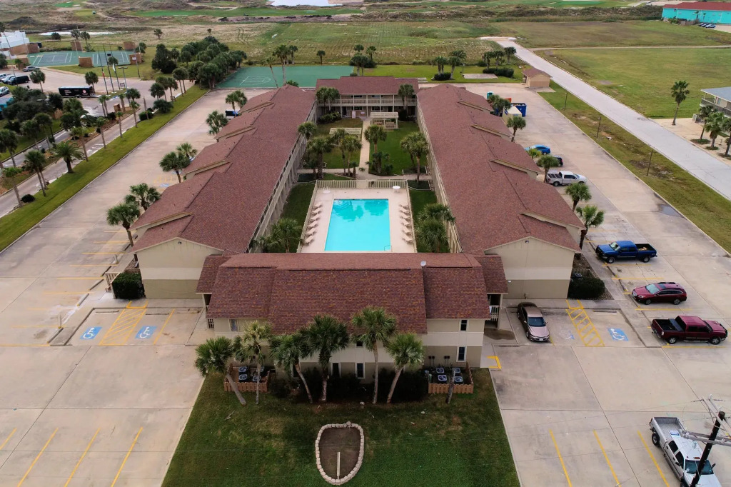 Courtyard #211 in Port Aransas