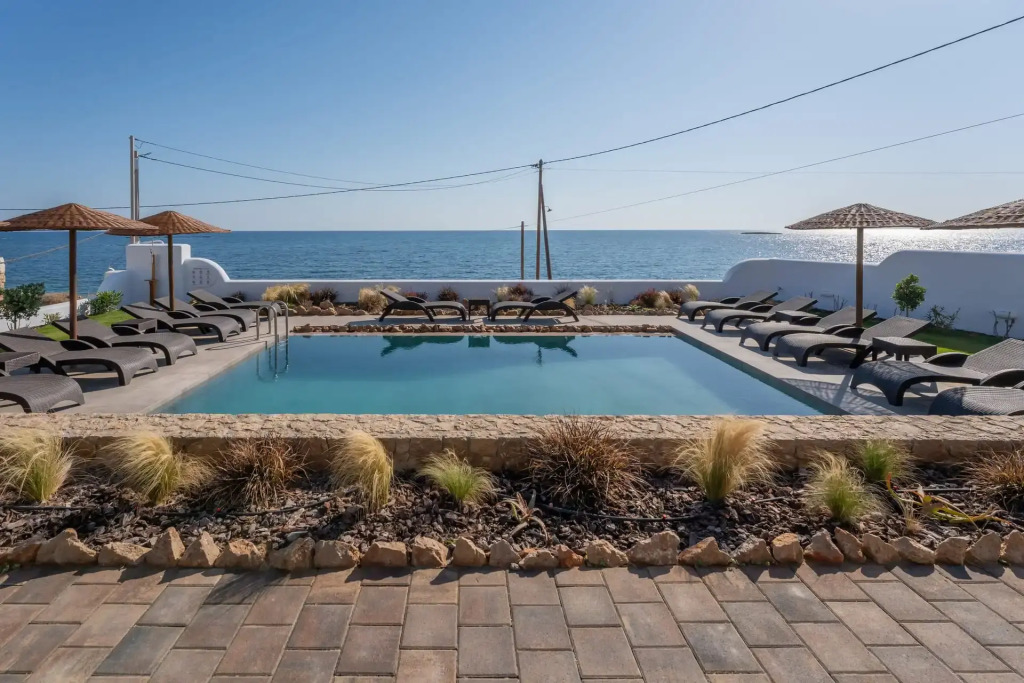 Skyros Trias