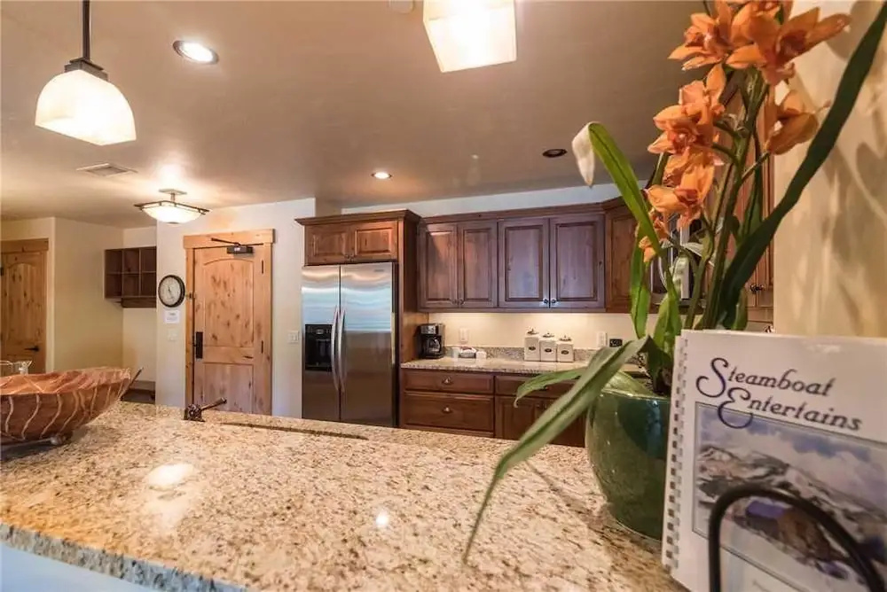 6110 Bear Lodge, Trappeur's Crossing Apartment 3