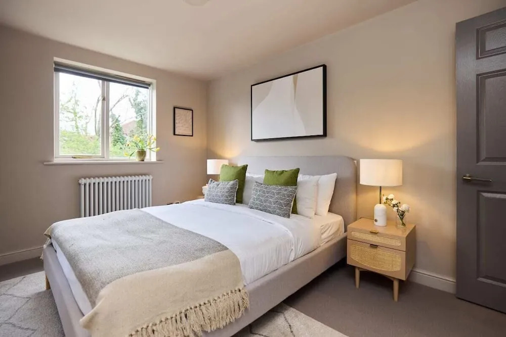 The Twickenham Wonder - Lovely 1bdr Flat With Parking
