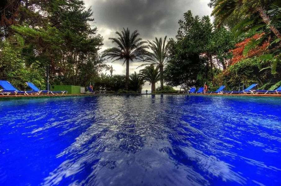 Hurricane Beach Hotel