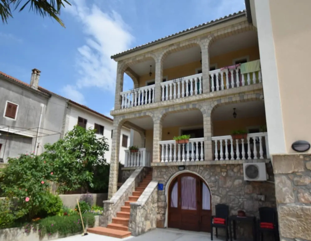 Apartment Ivica