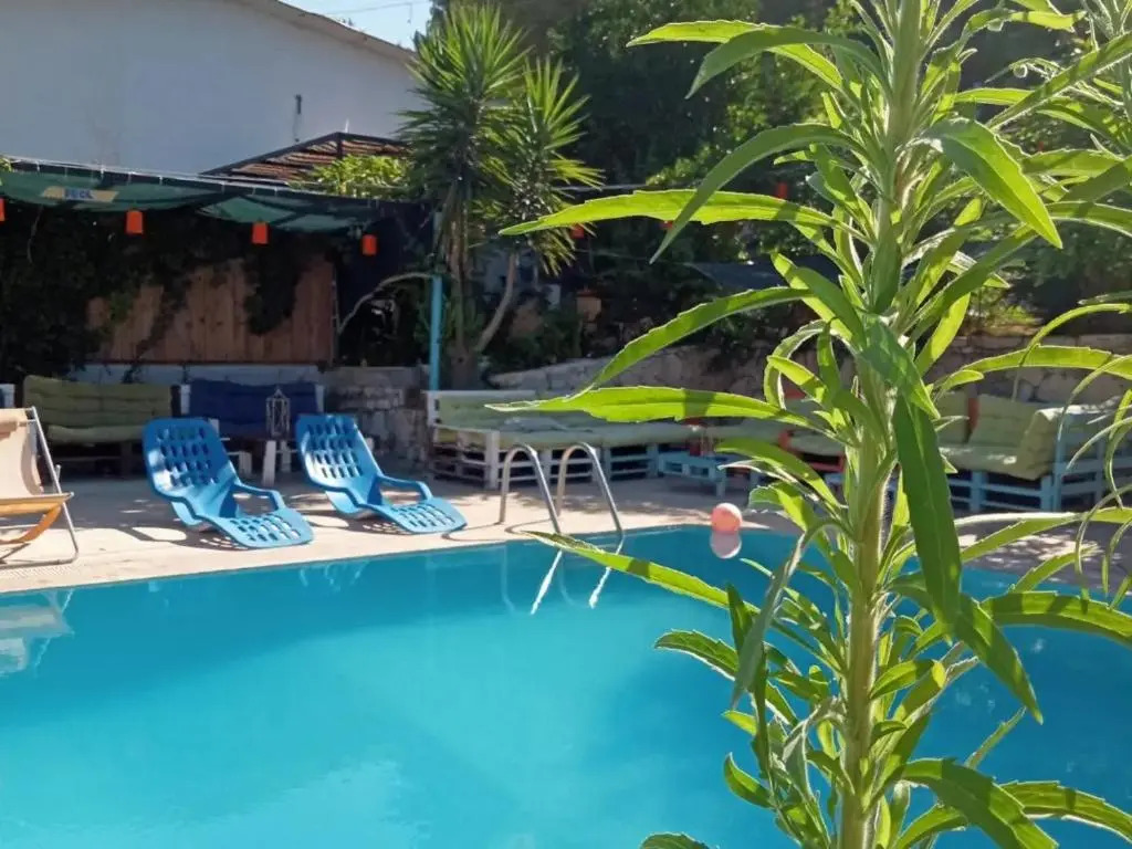TUTHALİYA HOTEL