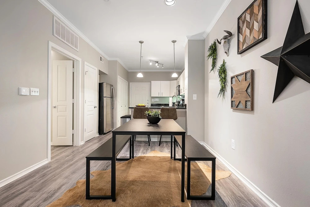 Uptown Dallas Apartments
