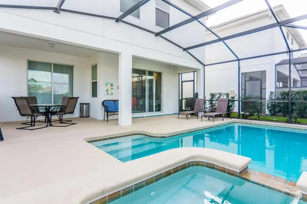 4701 SH - Storey Lake - Luxury 6 Bed Villa With Private Pool