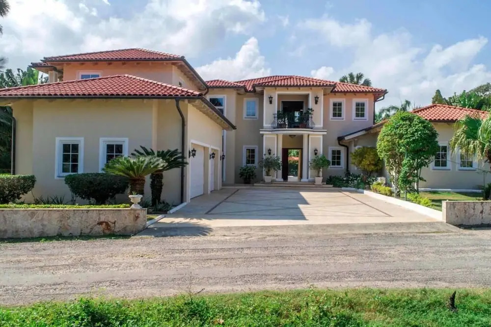 Hideaway Beach Properties by Caribe Stays