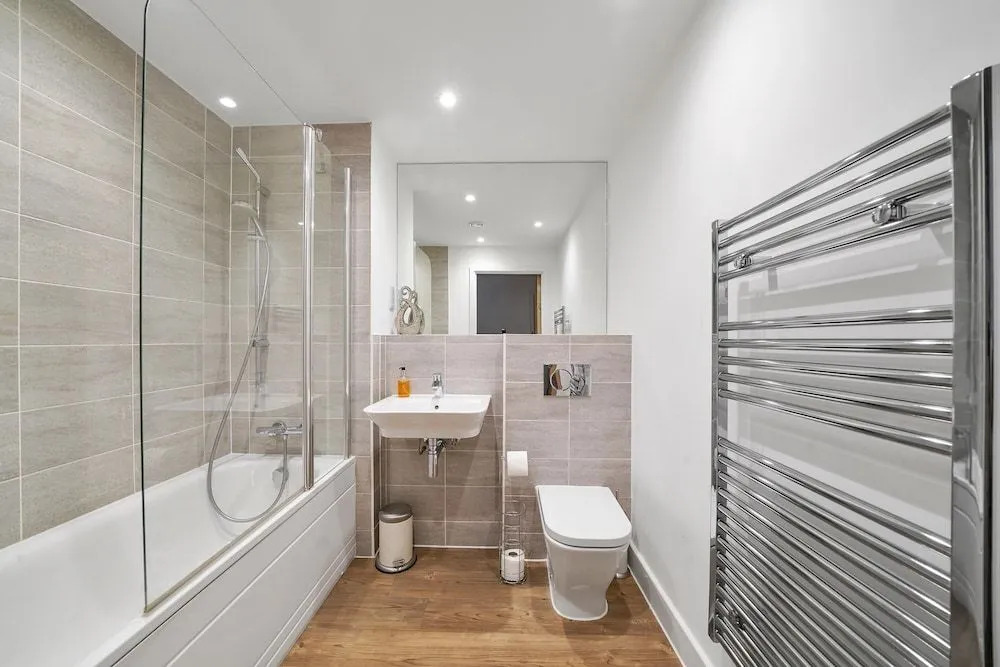 Kennet House Superior Serviced Apartment