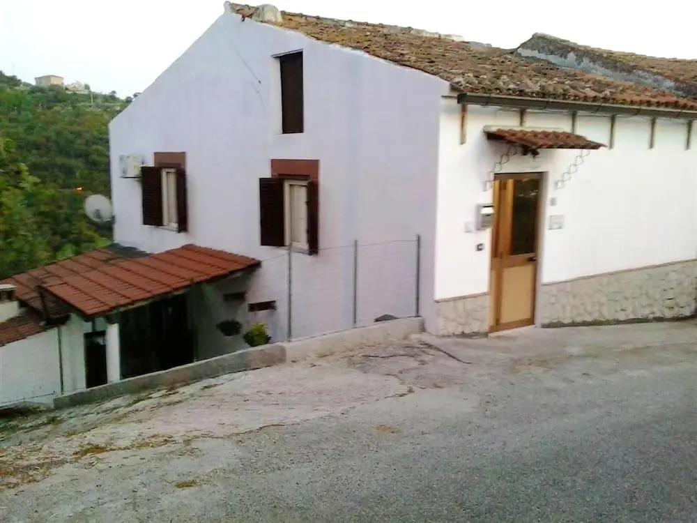 House With 2 Bedrooms in Palinuro, With Wonderful sea View - 5 km From the Beach