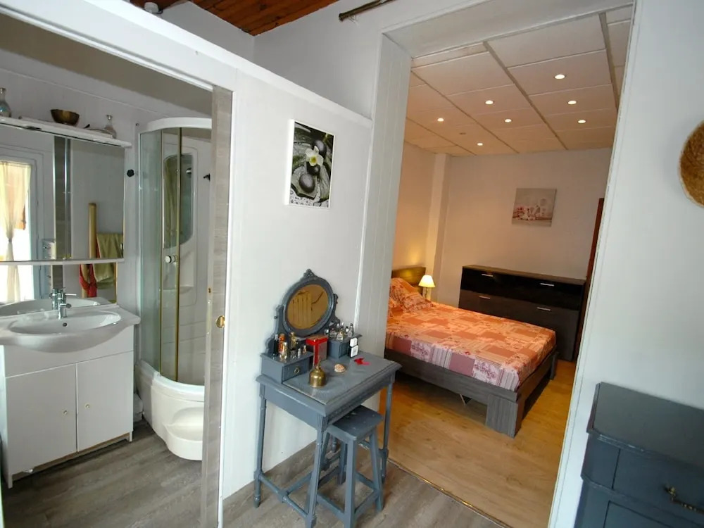 Holiday Home Near the Historic Center of Avignon