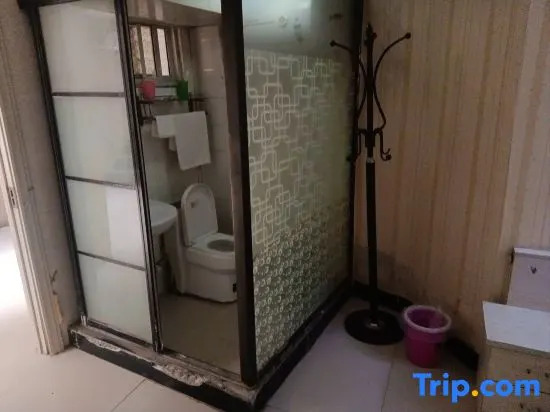 Green Tree Inn (Shangqiu Liangyuan District Railway Station)