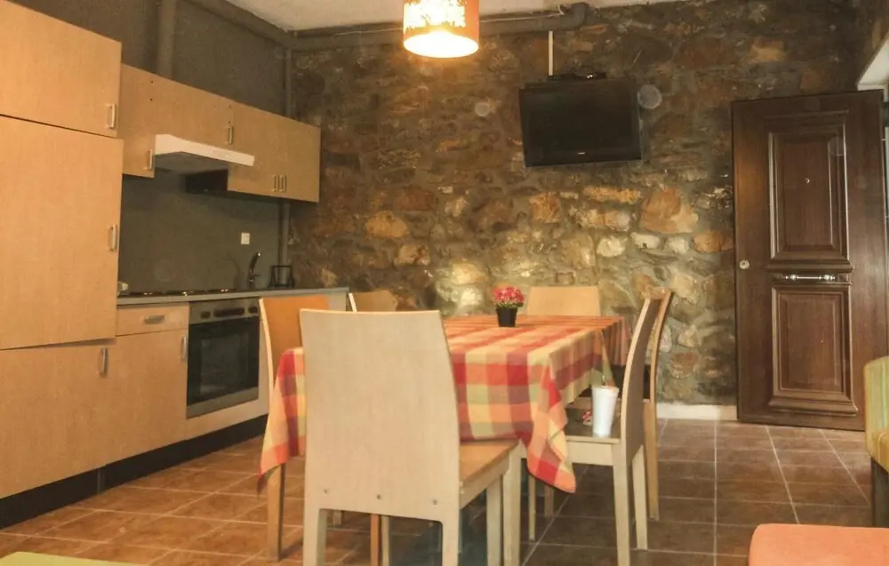 3 Bedroom Lovely Home In Paralio Astros