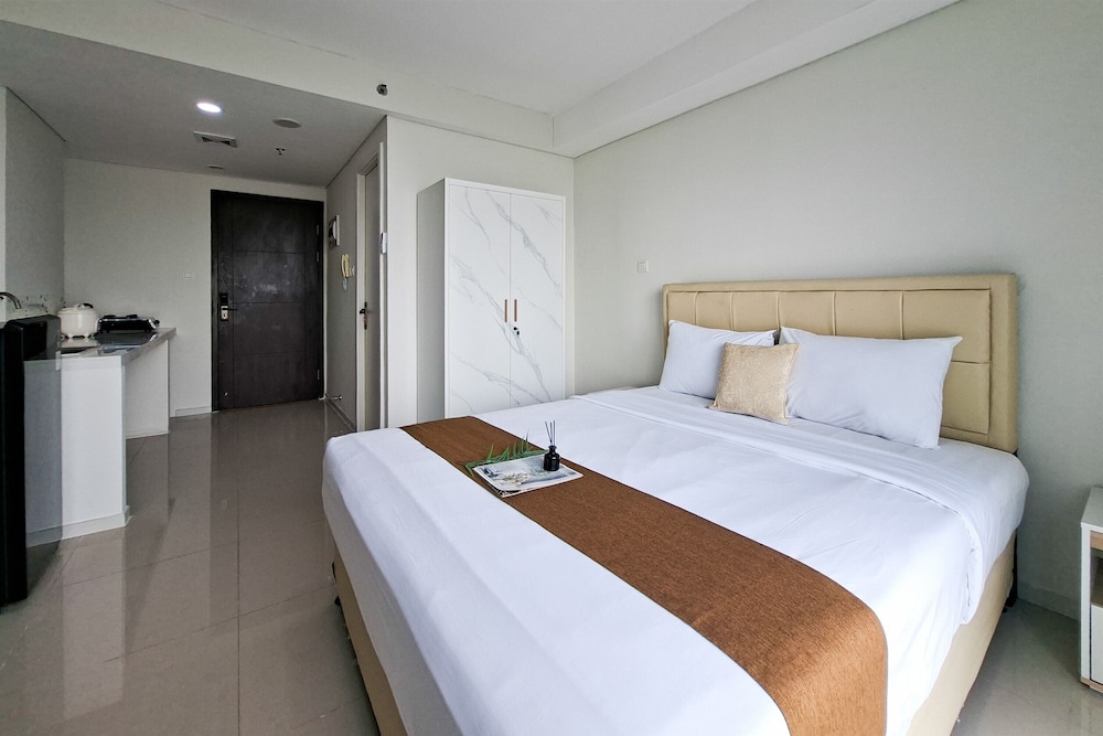 Functional And Strategic Studio At Apartment Daan Mogot City