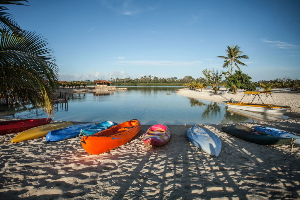 Aquana Beach Resort